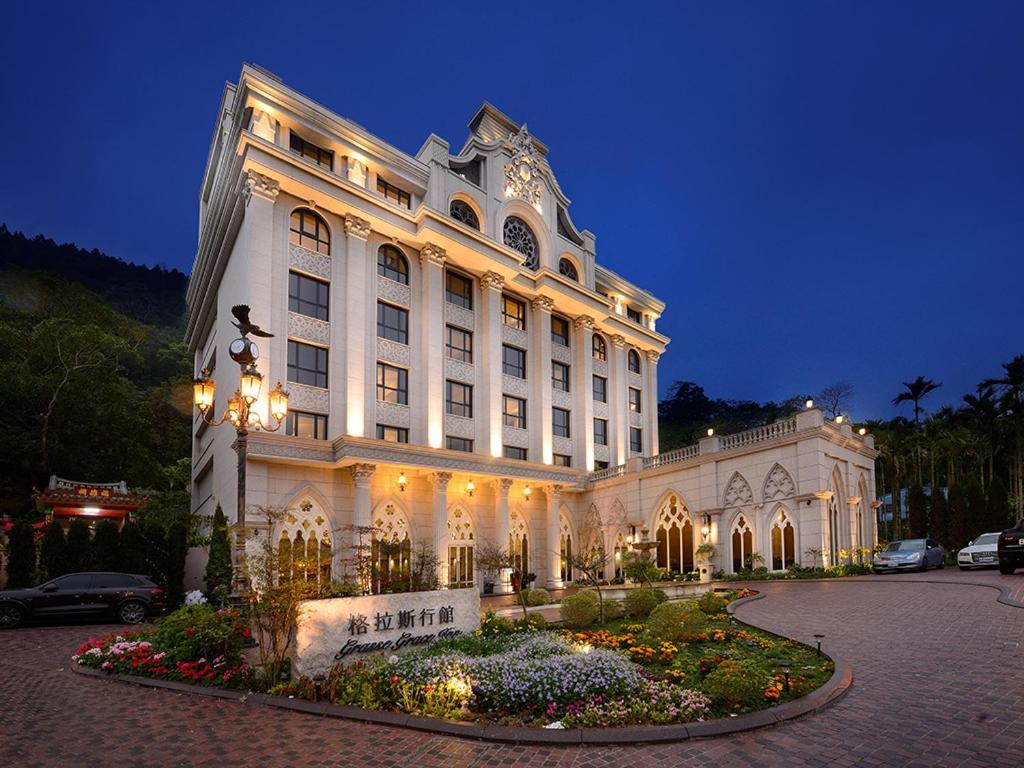 格拉斯行館 Grasse Grace Manor Apartment Nanzhuang Luaran gambar